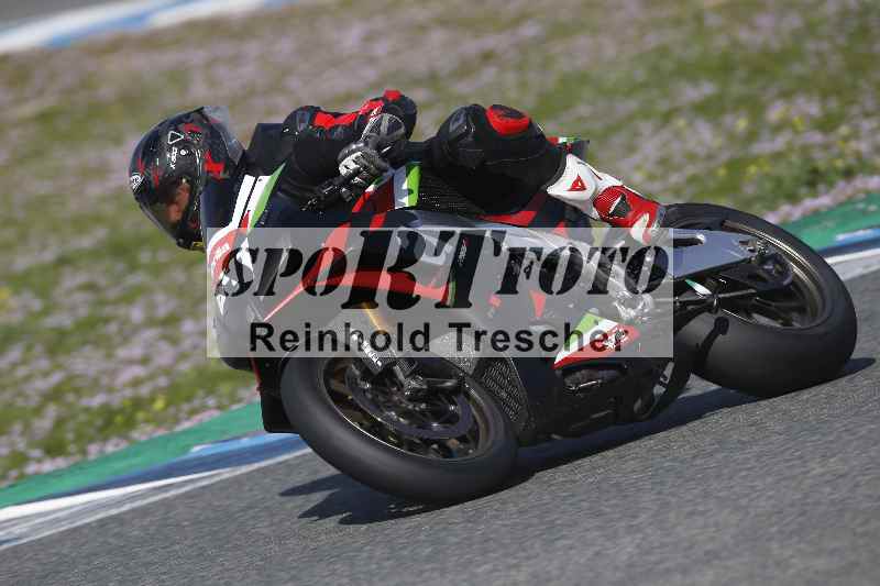 /Archiv-2024/02 29.01.-02.02.2024 Moto Center Thun Jerez/Gruppe gruen-green/641